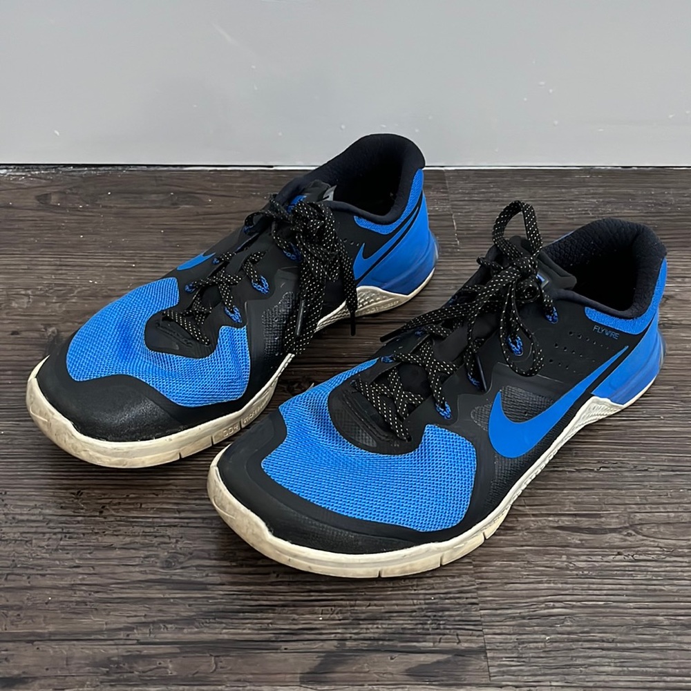 Nike Metcon 2 AMP - Size M8.5/W10